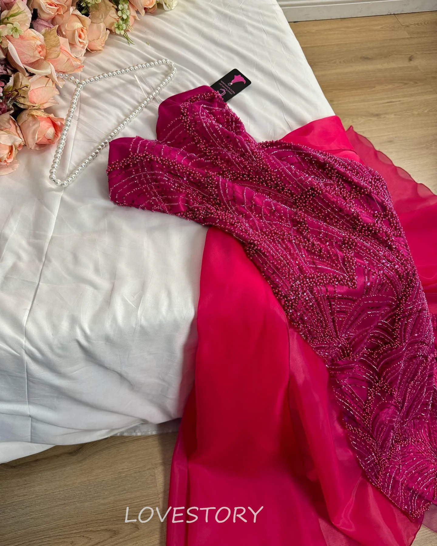 Customized Luxury Beaded Prom Dresses Strapless Long Elegant Party Evening Formal Dress Fuchsia Saudi Arabia Women Gown Train