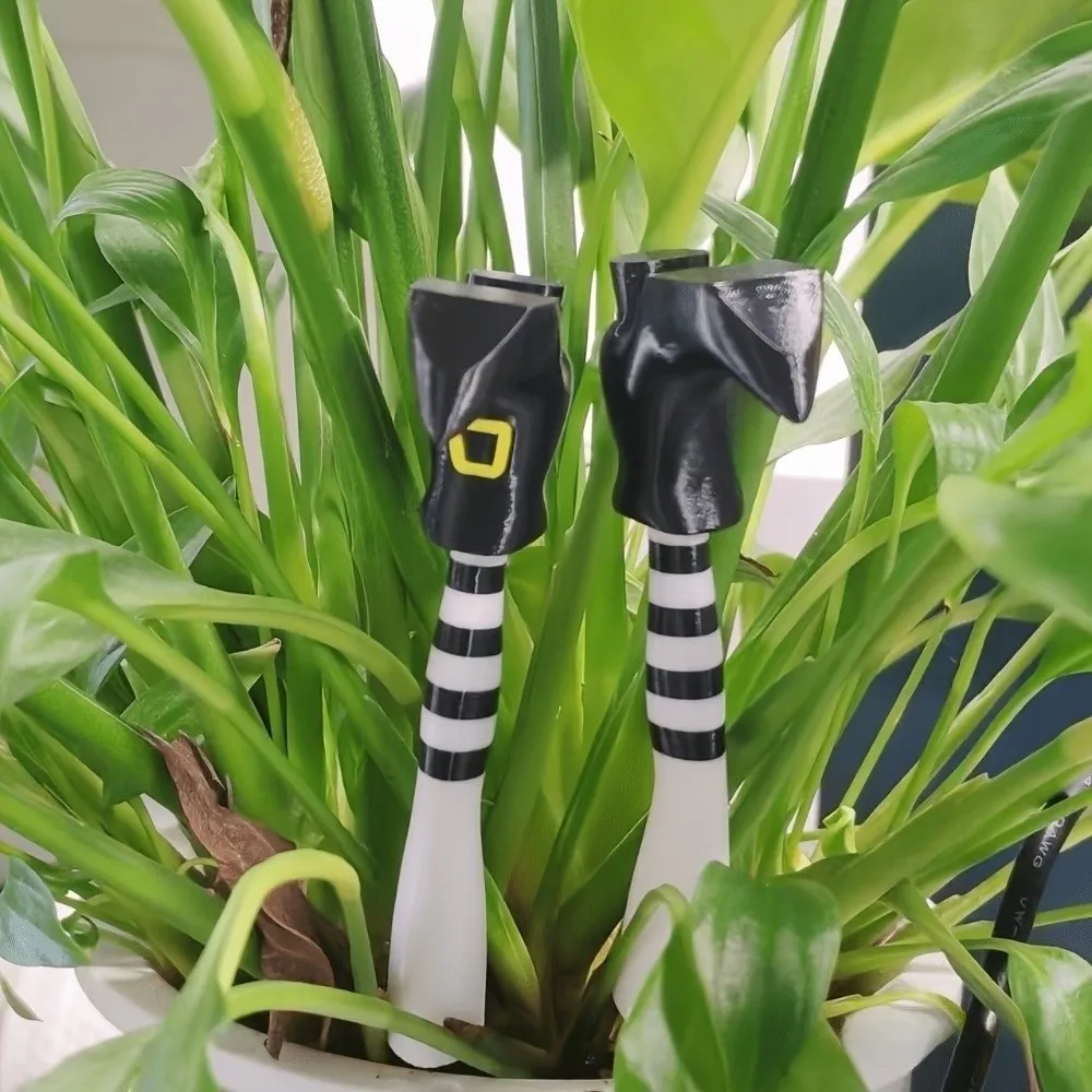 3D Printed Witch Boot Garden Decor Stake Durable Plastic Lightweight Halloween Flower Pot Ornament Vintage Style Outdoor Use