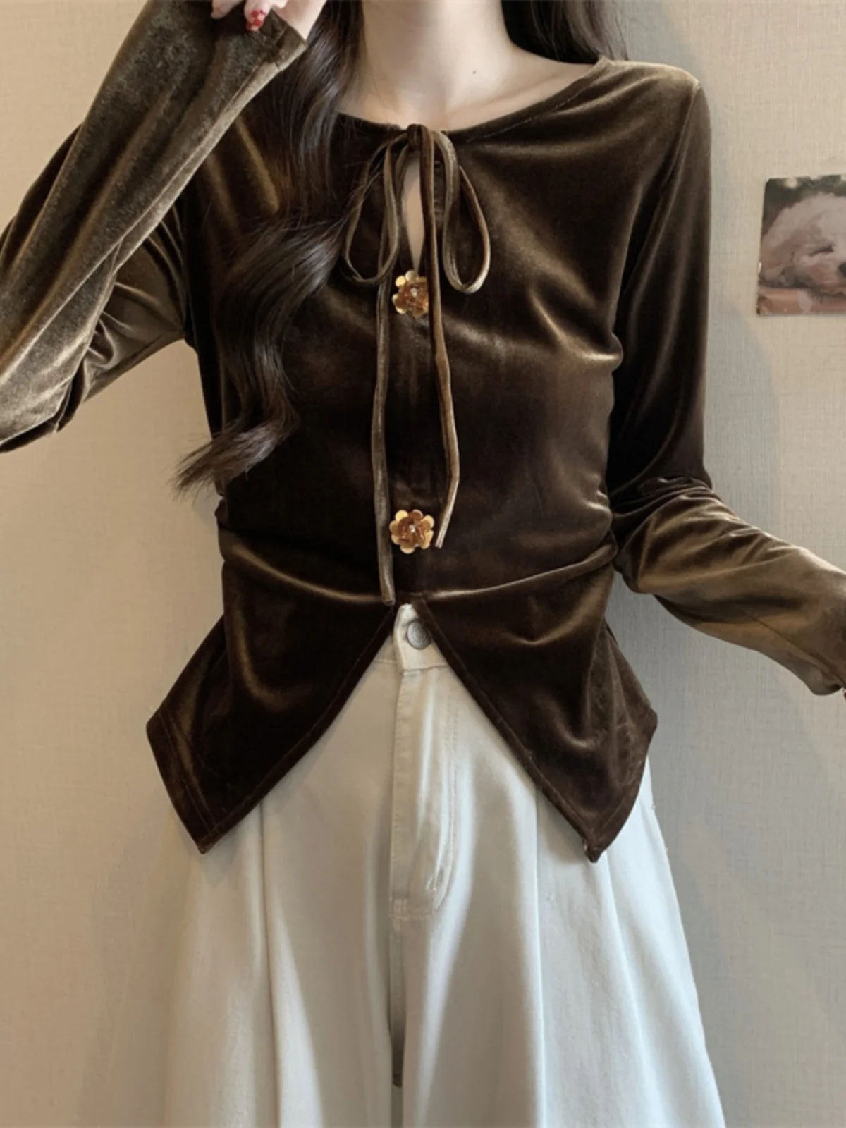 Spring Fall Women Designer Full Sleeve Slim Velvet Top Shirt , Woman European Style Casual Flower Appliques Velour Tops Shirts