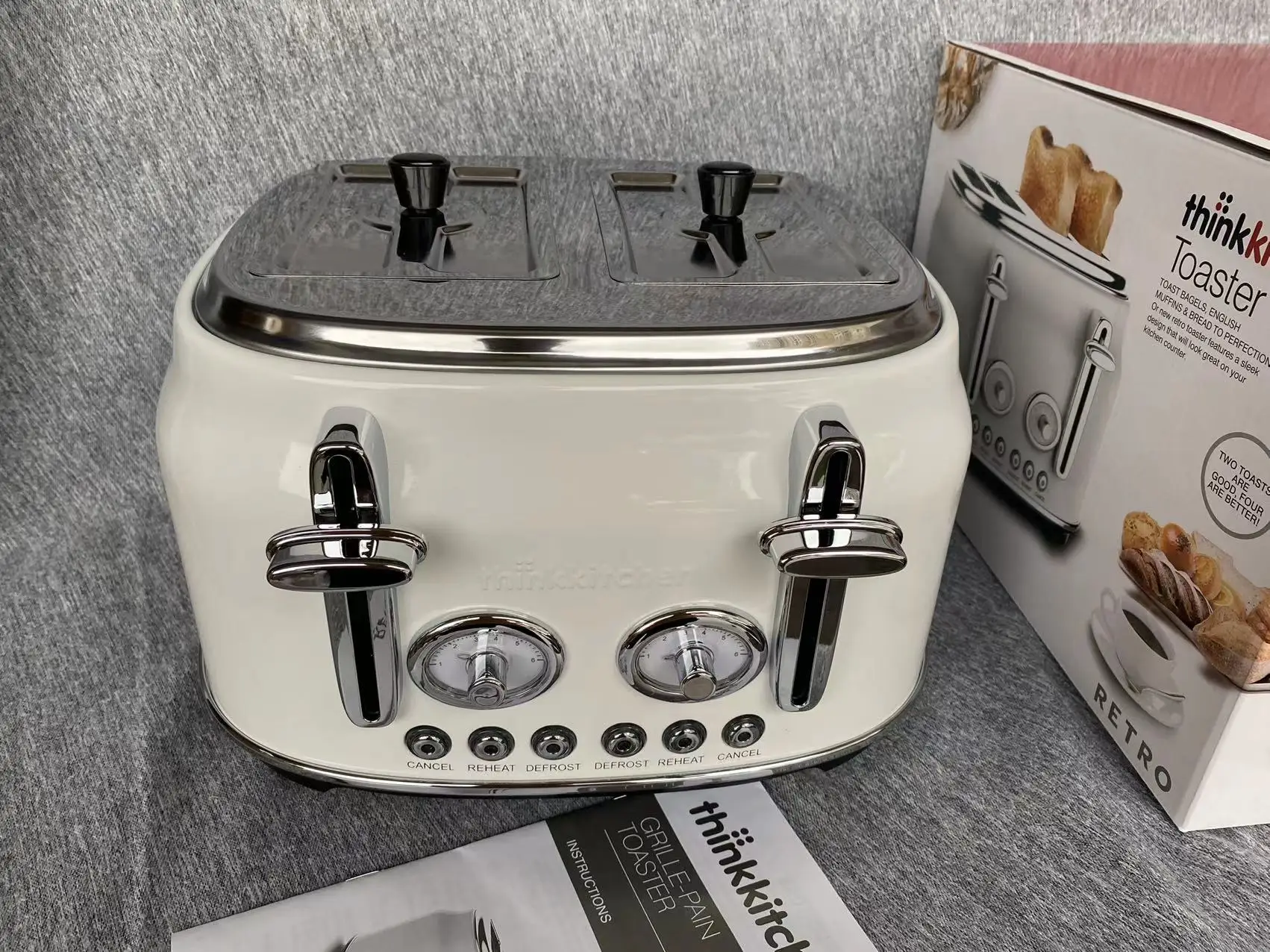 Export Four Pieces Fully Automatic Multifunctional  Driver Home Toast Breakfast Maker Vintage Toaster