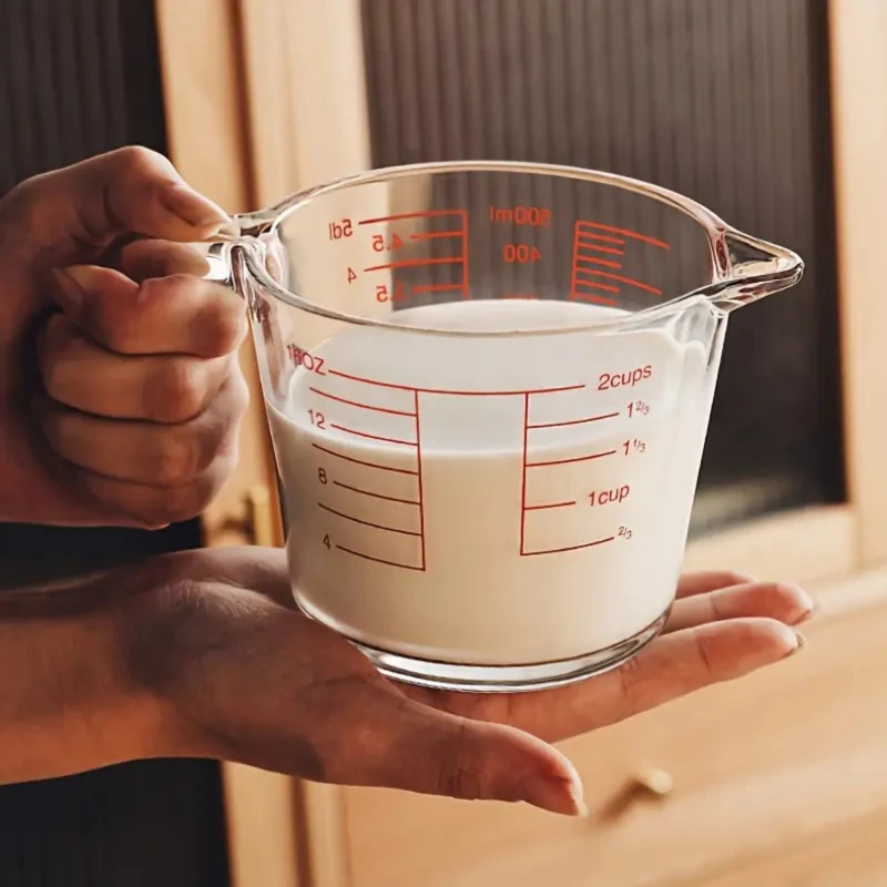 

500ml Heatproof Glass Measuring Cup with Spout, Microwave & Oven Safe, Easy Grip Handle for Baking, Cooking, Mixing & Pouring, P