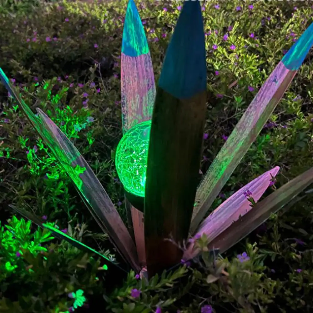 

Maguey Plant Stake Solar Maguey Garden Stake Lights Weather-proof Outdoor Decorative Metal Led Flower Plants Figurine for Yard