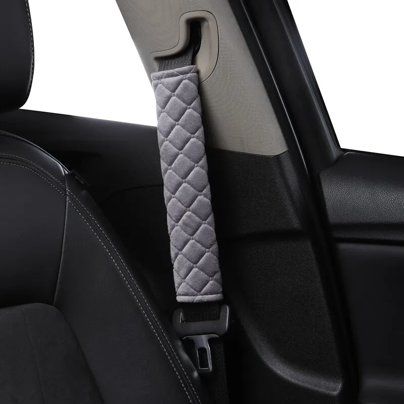 Comfortable and Adjustable Seat Belt Covers in Soft Velvet Fabric - Perfect for Car, Truck, SUV, Backpacks