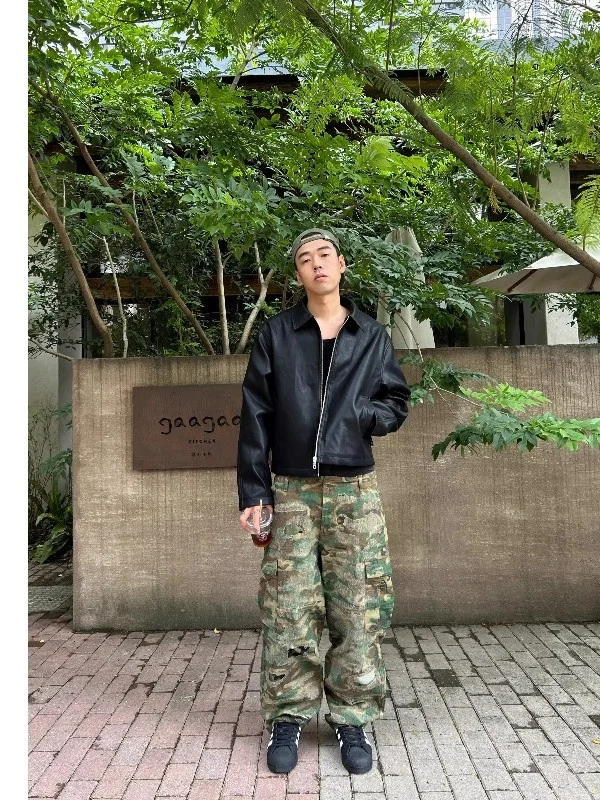 جاكيت رجالي قصير من الجلد الصناعي الأسود ذو ملمس خشن، تصميم واسع ونظيف، بطانة داخلية حمراء، أزياء شبابية مقاومة للرياح، إنتاج... #2