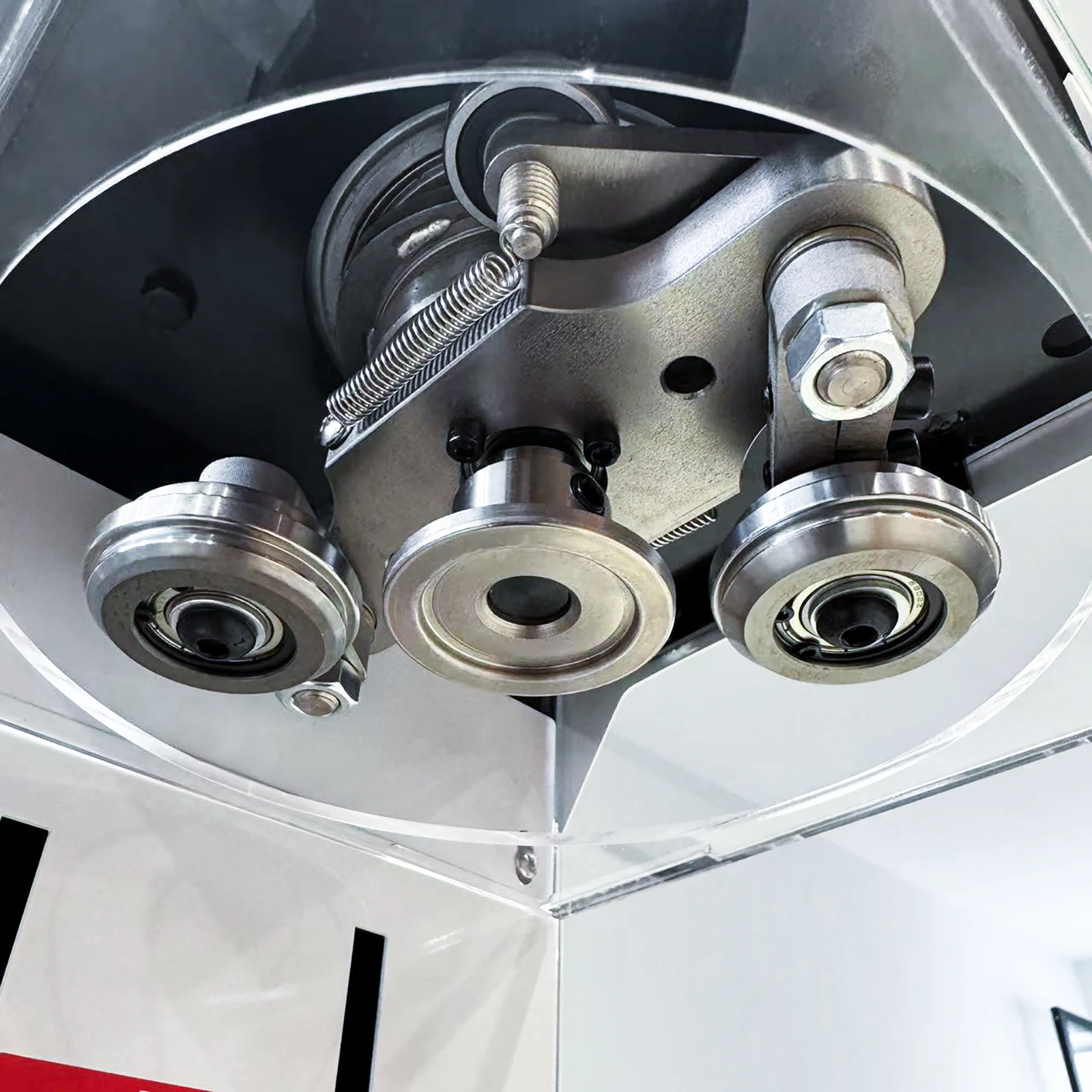 New Product Beverage Can Sealing Machine Automatic Lifting Can Sealer Touch Screen Plastic Can Sealing Machine