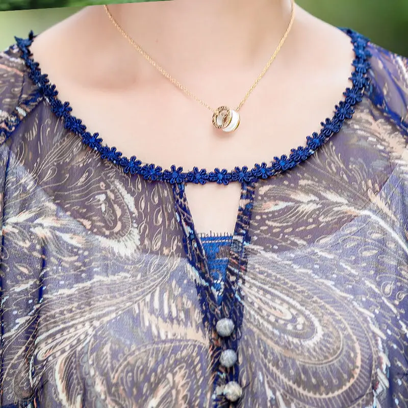 Elegantes Sommerkleid mit Spitzenkragen für Senioren