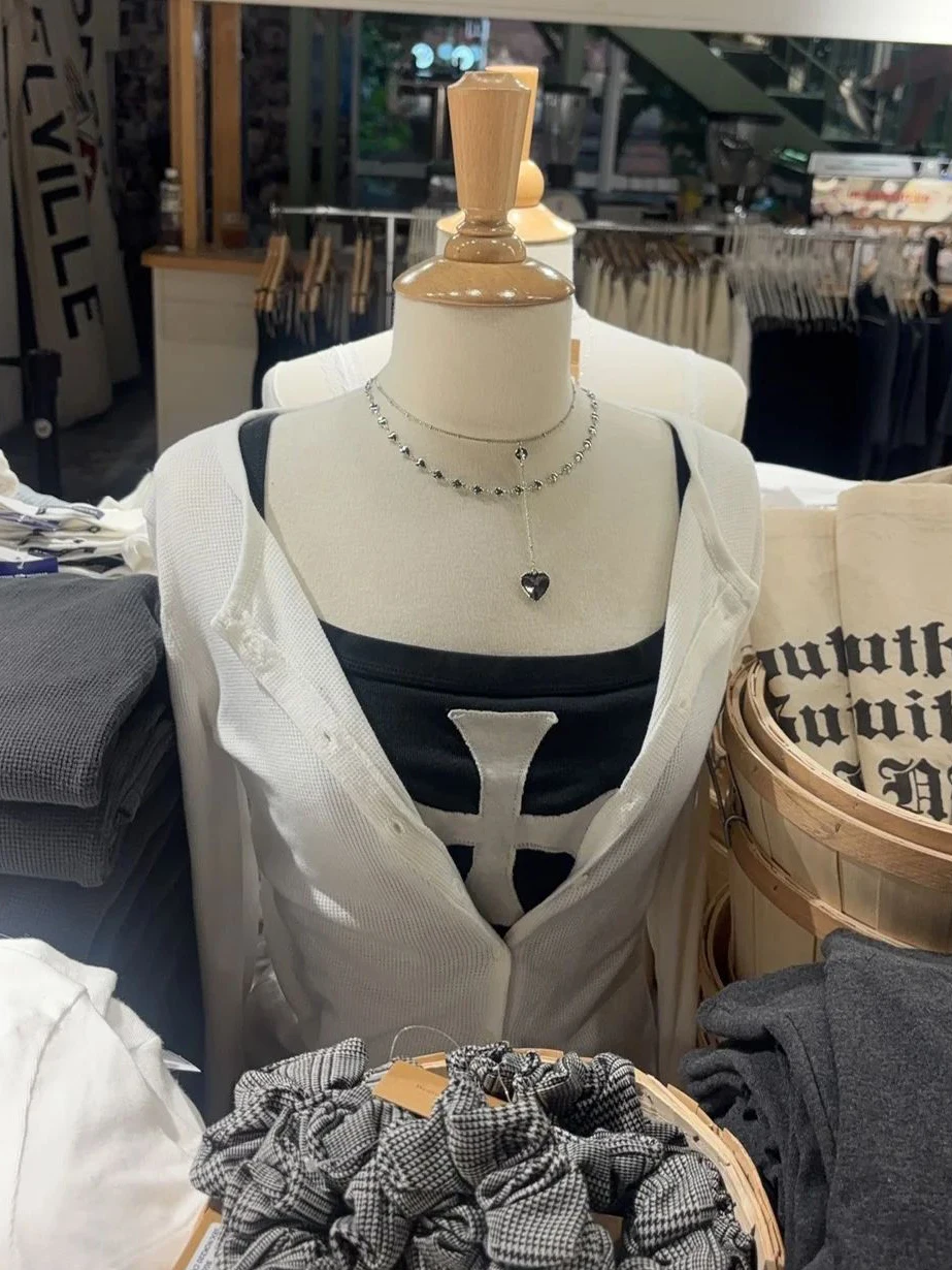 

White Waffle Long Sleeve T-shirt Cardigan Woman Autumn Round Neck Single Breasted Tee Tops Female Fashion Simple Tshirt Y2k Tops