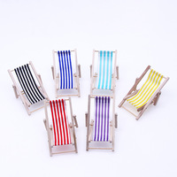 1PCS Mini Wooden Folding Beach Sunbath Chair Longue Deck Chair Craft Striped Furniture  Dollhouse Home Fairy Garden Decoration