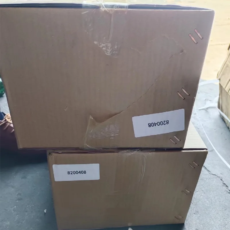 Engine parts 8200408 Start motor, starter 12V 11 teeth