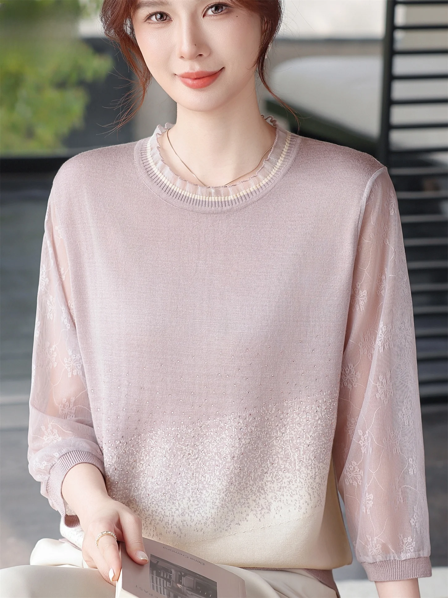

Spring Faion Knitted Seven-Quarter Sve T-irt for Middle-Aged And ly Women Breathable Lightweight V-Ne Top