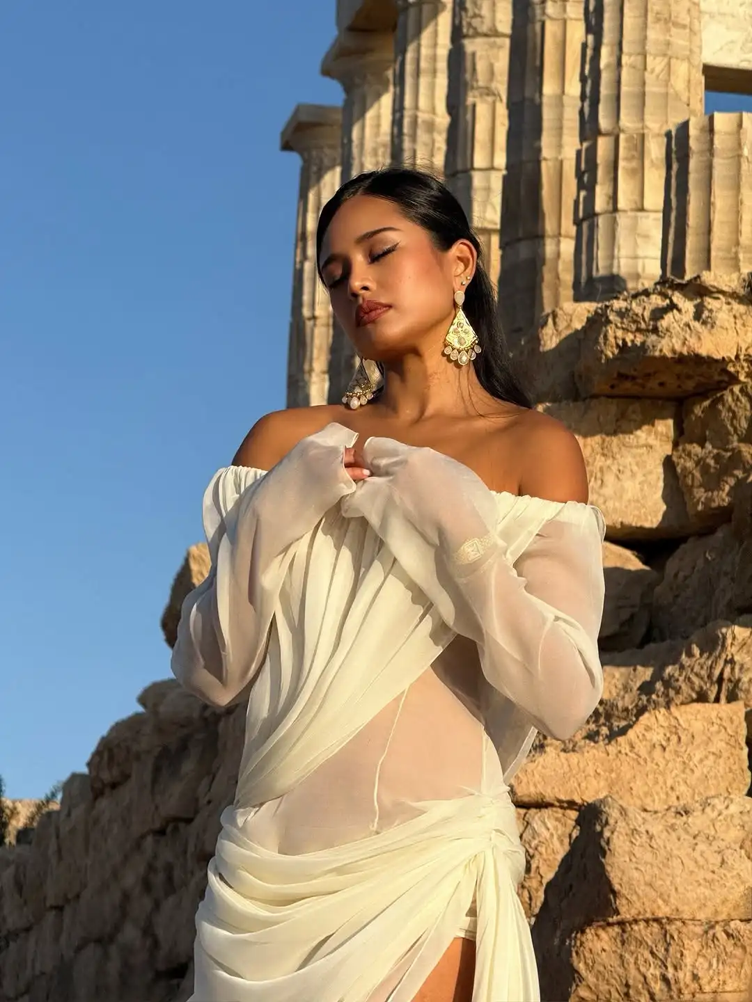 여성 시크 섹시 스트랩리스 드레스 긴 소매 오프숄더 하이웨이스트 리본 플리츠 슬림 드레스 여성 2025 휴가 비치 로브