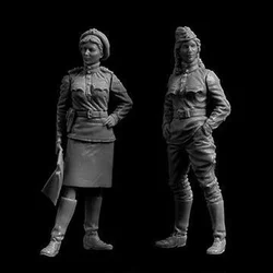 1/35 Scale Resin Figure Model Kit GK Soviet Female Soldier at Rest 2 Figures Micro Scene Layout Unpainted Unassembled DIY Toys