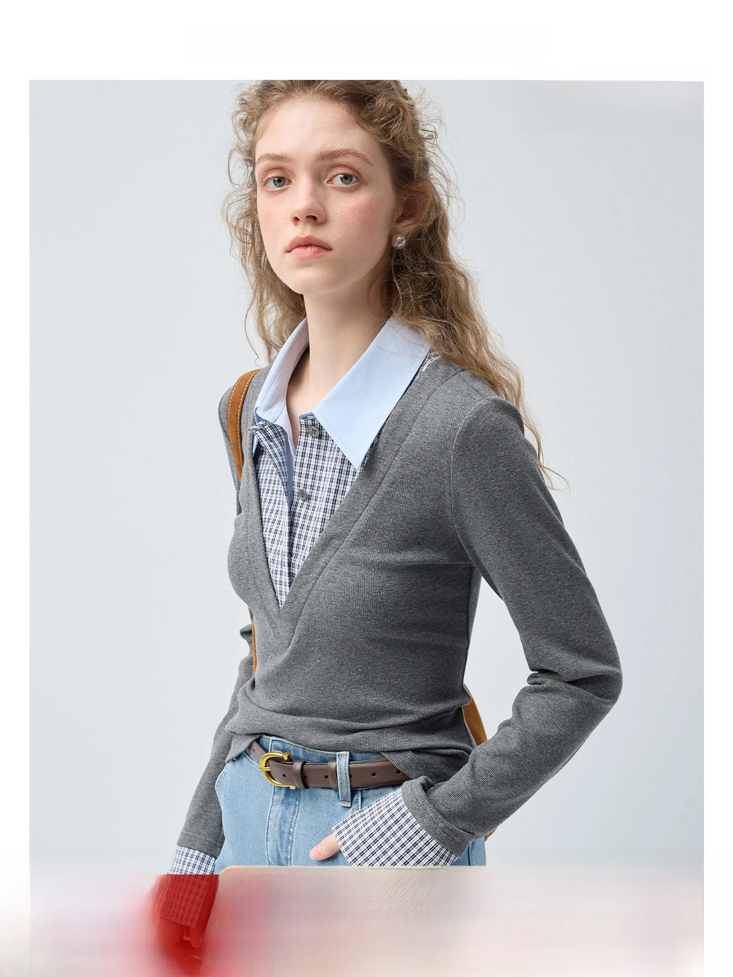 

Женская трикотажная футболка VEGA CHANG с воротником-стойкой, имитация двухслойности, весна 2026, новая модель, для повседневной носки, корейский стиль, приталенный крой, длинный рукав