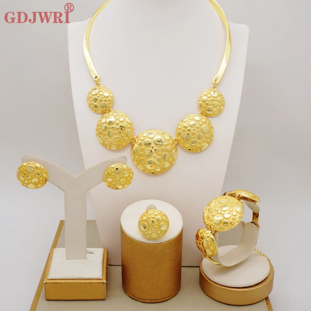 

Luxury Dubai Gold Color Plated Bridal Italian Jewelry Round Necklace Bracelet Earrings Ring Wedding Party Gift Jewellery Set