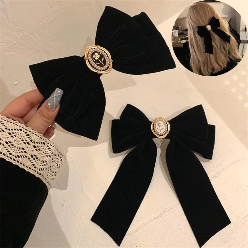 2023 New Black Velvet Bow Hairpins for Women Elegant Fabric Alloy Roses Hair Clips Fashion Ponytail Barrette Heawear Accessories