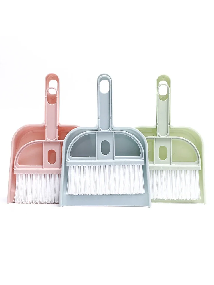

Cat, hamster, small broom set, pet professional cleaning tools, rabbit bedpan, guinea pig toilet, broom accessories Rabbit bowl