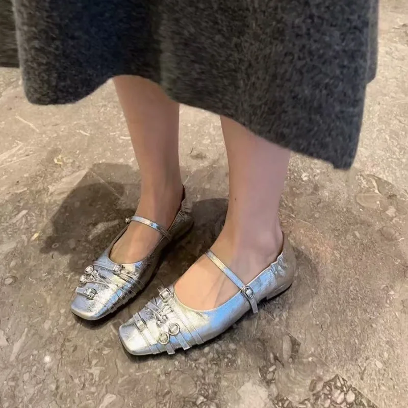 

2025 New Leather Flat Bottom Square Toe Buckle Strap Single Shoes Women's Shoes Button Shallow Mouth Mary Jane Shoes for Girls