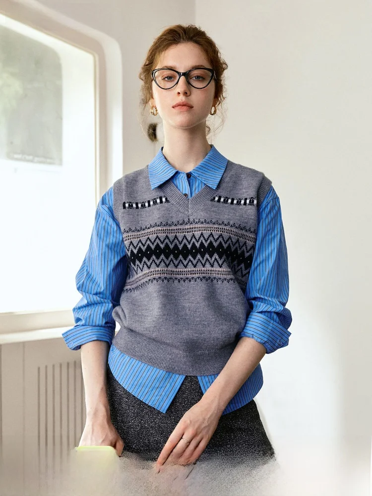 

OLrain ey V-ne Tassel Weave Knitted Vest Women's Svel Versatile ort Sle Commute Faion Autumn New Arrival