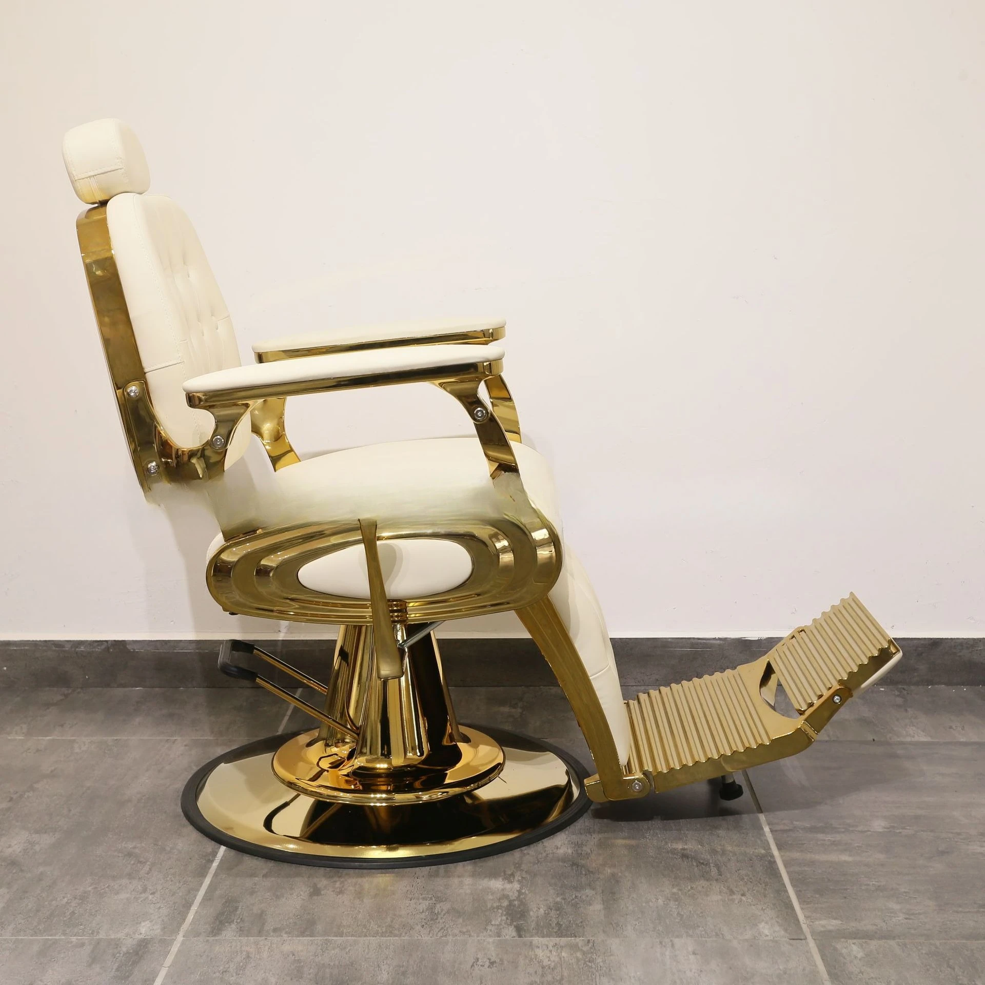 Vintage light luxury style salon barber chair barber shop chair
