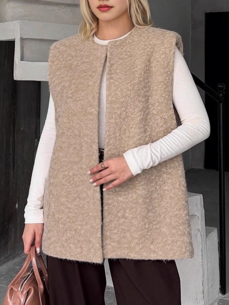 

Tossy Commuting Sleeveless Vests Top For Women Round Neck Casual Solid Loose Fashion Coat Autumn 2025 New Female Outwear Vests