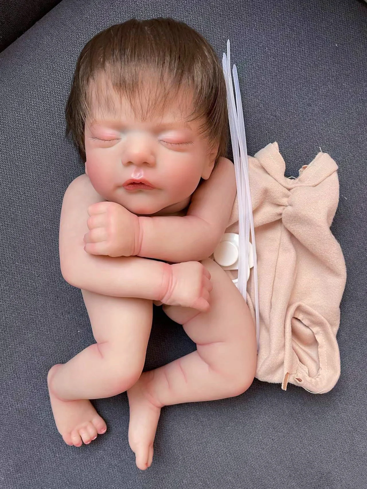 Parti di bambole rinate dipinte da 18 pollici Sam già finite Vene visibili molto realistiche con corpo in tessuto inclusi Capelli radicati a mano