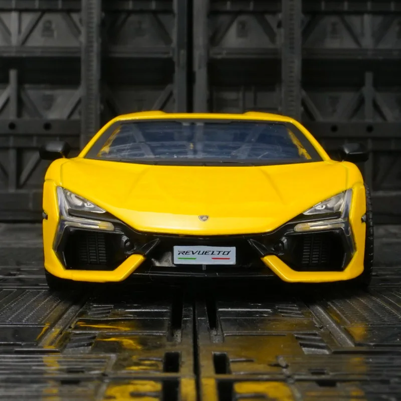1:32 Lamborghini Revuelto Daniel รถชุดเครื่องประดับ super running acousto-optic เด็กดึงกลับของเล่นรถของขวัญ