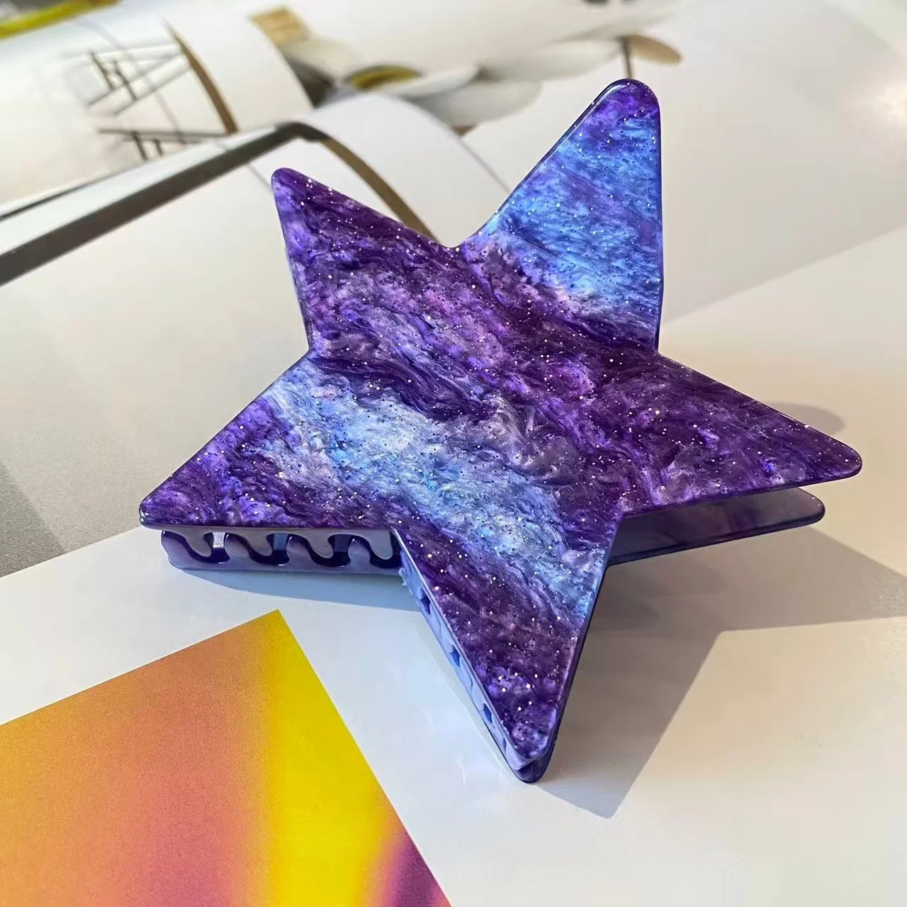 1pc/4pcs Colorful Sweet Star Hair Claw Clips Korean Style Fashionable Hair Accessories Practical Daily Use Eye-Catching Hairpins