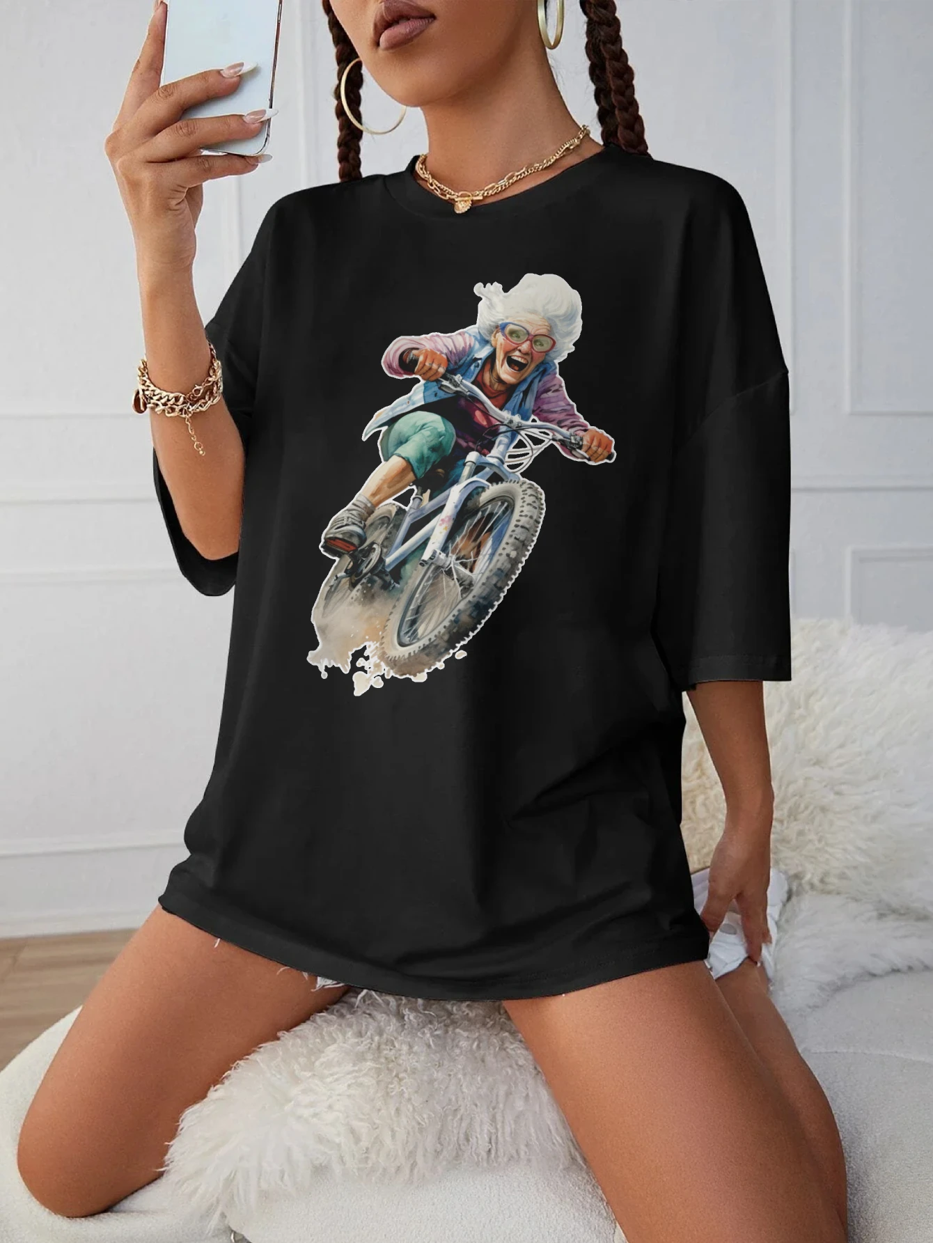 

Biking Granny Comfortable Black T-Shirt Women's Loose Fit Round Neck Ideal Maternity Wear for Late Pregnancy
