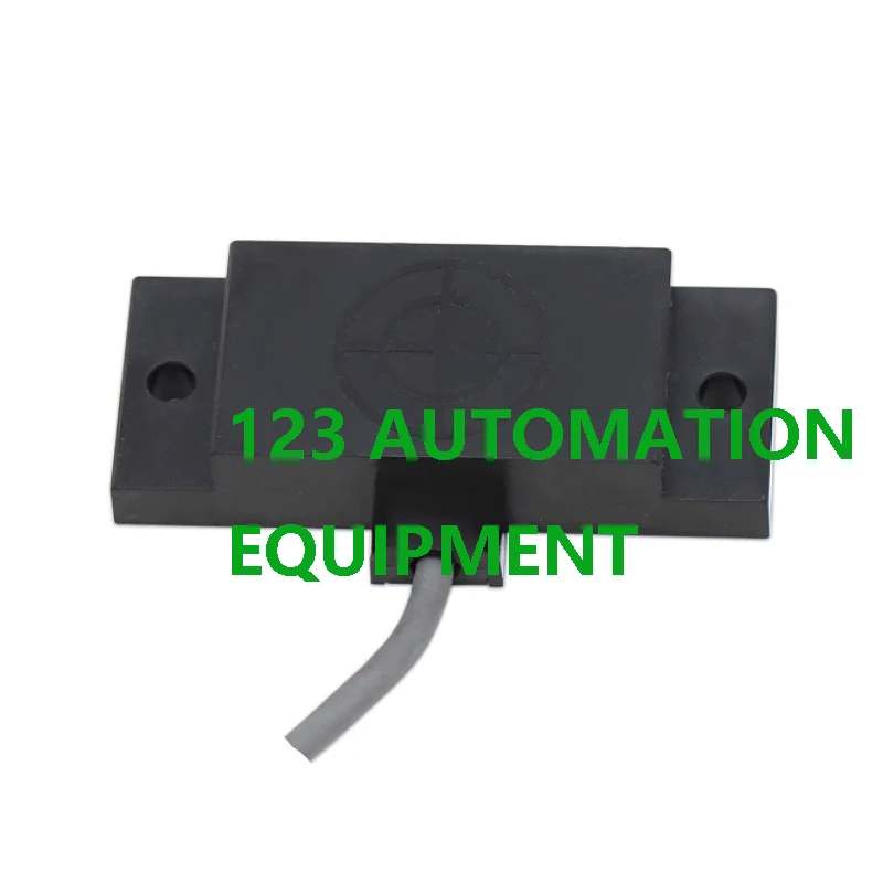 Authentic New Omron E2J-W10MA E2J-W20MA E2K-F10MC1 E2K-F10MC1-A Flat Capacitive Proximity Switch Sensor