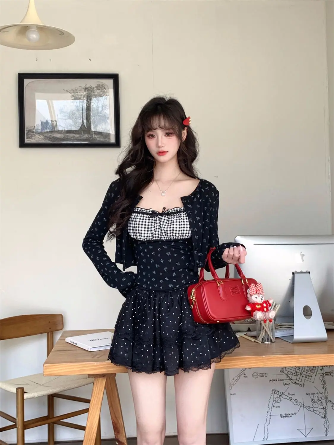 

New Summer Sweet Girl Pure Style High-end Designed Temperature Black Floral Cardigan + Checked Suspender + Polka Dot Skirt
