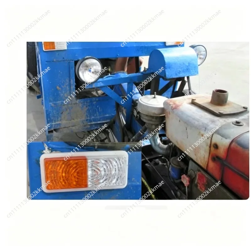 LED agricultural driver tractor front turn signal light, small light, rear tail light, agricultural machinery accessories 12V24V