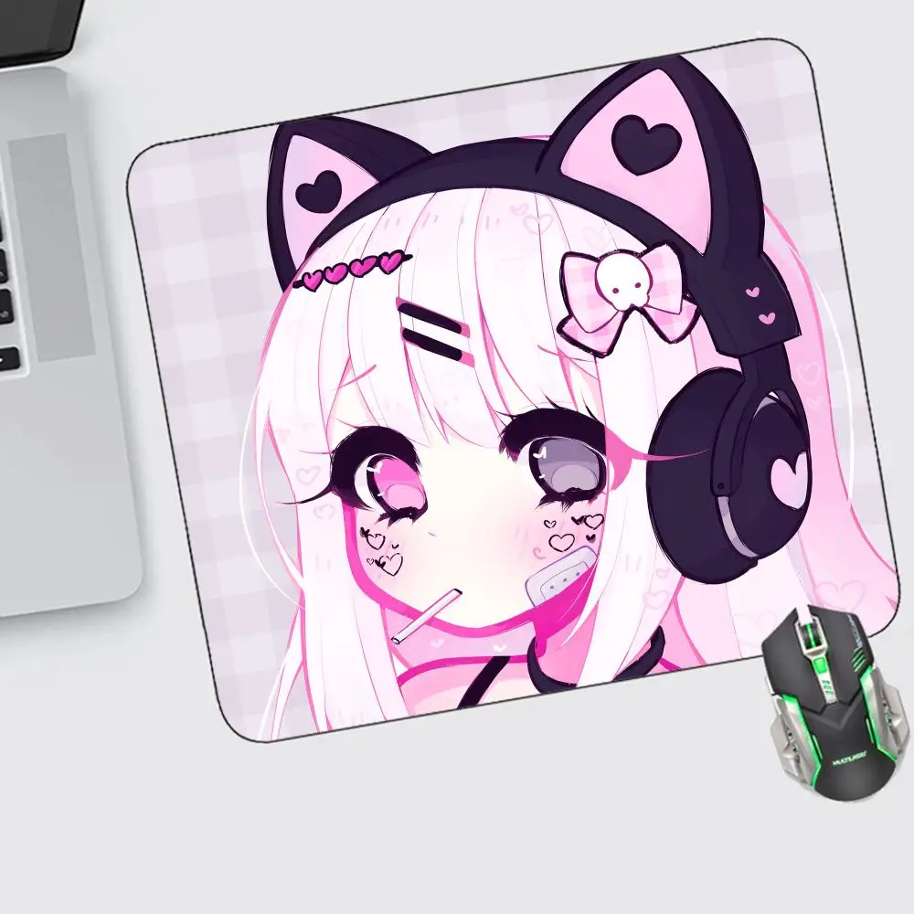 

Anime Geoxor Mouse Pad Small Gaming Accessories Keyboard Computer Offices Desk Mat Pc Gamer Non-slip Rubber Mousepad