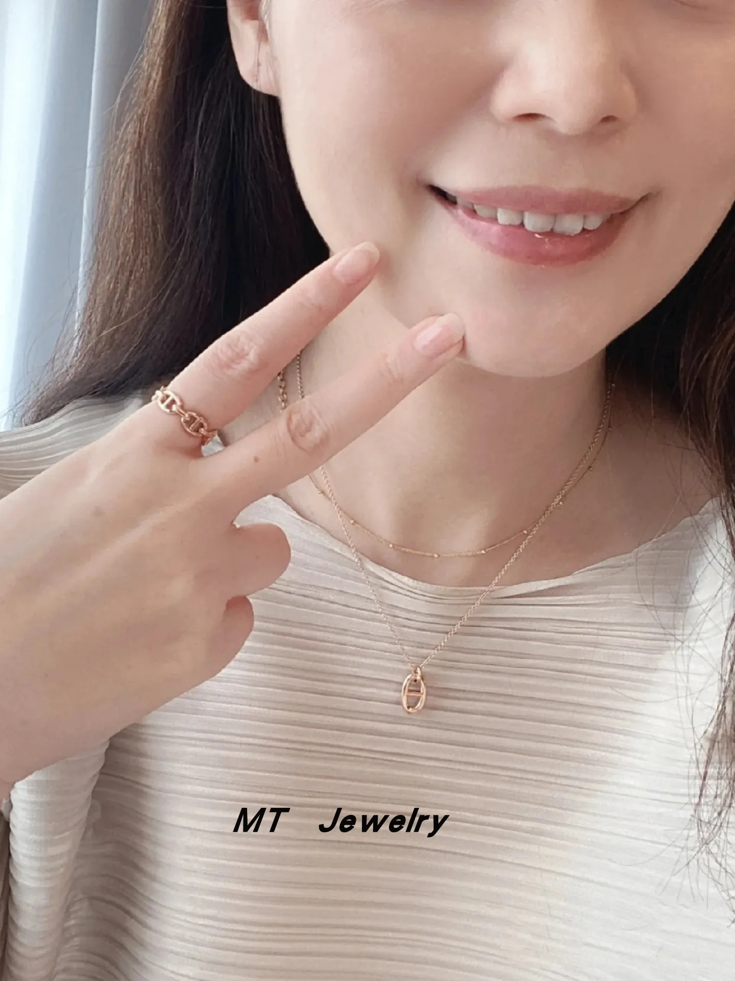 simple-stylish-pig-nose-necklace-and-earring-set-for-women-minimalist-silver-plated-jewelry-daily-commuting-style-fashion-acc