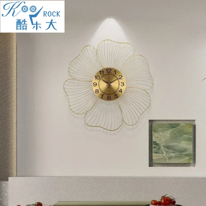 

Petal iron art creative three-dimensional hanging clock minimalist clock porch beautiful rust proof metal wall hanging wholesale