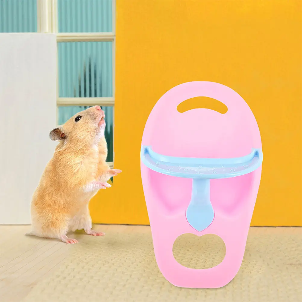 

Small Animal High Chair for Hamster Guinea Pig Hedgehog Chinchilla Mini Feeding Seat Compact Safe Plastic Pet Cage Accessory