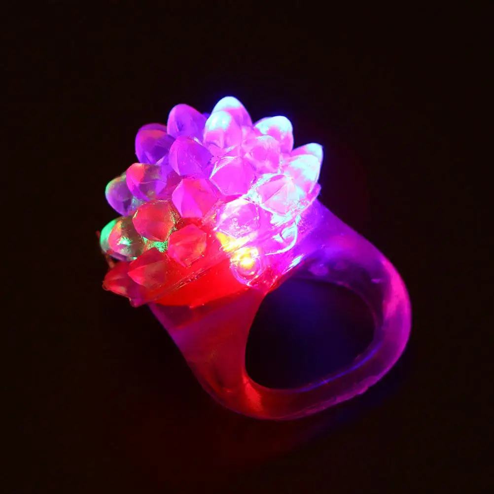 8PCS LED Erdbeere Form Beleuchtung Glow Party Favors Blinkende Finger Spielzeug Kind Licht Geburtstag Halloween Geschenke