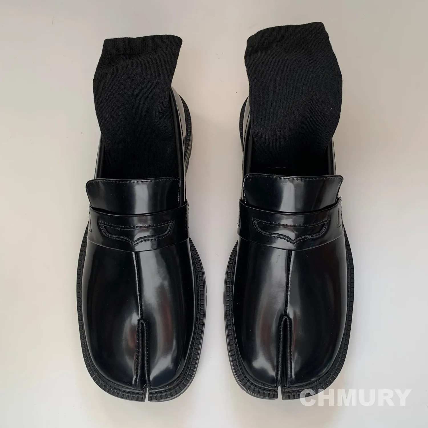 

CHMURY Tabi Loafer Men and Women Split Toe Thick Sole Casual Patent Leather Shoes Tabis Tabbi Black Flats Chunky Mocassin