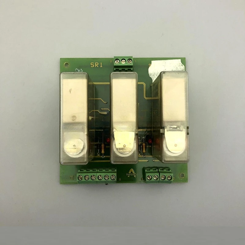 pieces-pour-accessoires-d'ascenseur-thyssen-relais-de-carte-sr1-95-05-11-ls
