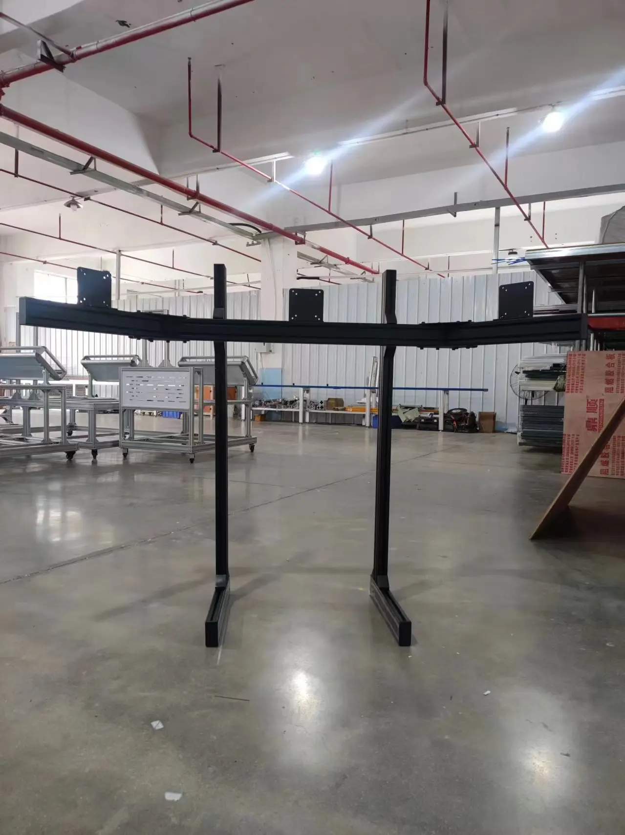 4080 T-Slot Aluminum Profile Adjustable Triple Screen Free Standing Racing Simulator Monitor Bracket Supports 24-32 Inch Display