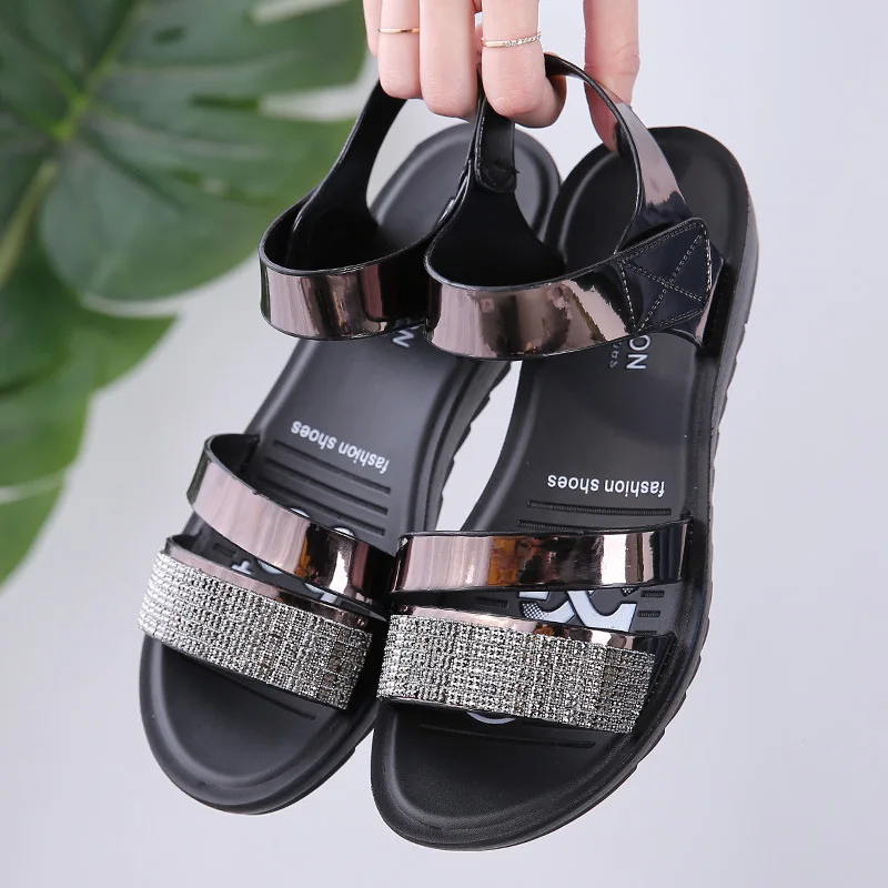 

Women's Sandals Fashion Flat Non Slip Versatile Sandals Soft Soles 2022 Summer Shoes Patent Rhinestone Comfortable Sandals Women