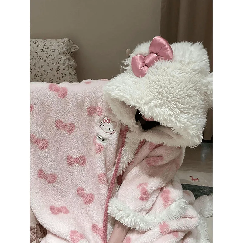 2024 New Hello Kitty Cute Cartoon Hooded Pajamas Female Winter Plus Velvet Coral Velvet Loose Warm Nightgown Cloak Nightgown