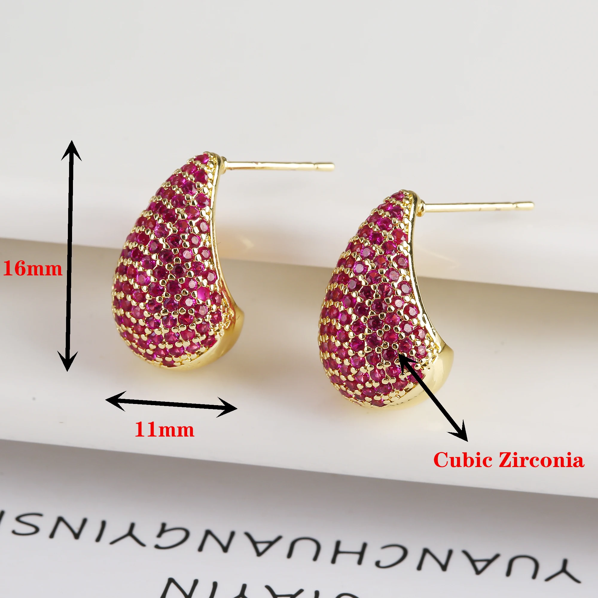 Classic Zirconia Comma Ladies Stud Earrings Fashion Water Drop Earrings Temperament For Woman Party Wedding Jewelry Wholesale