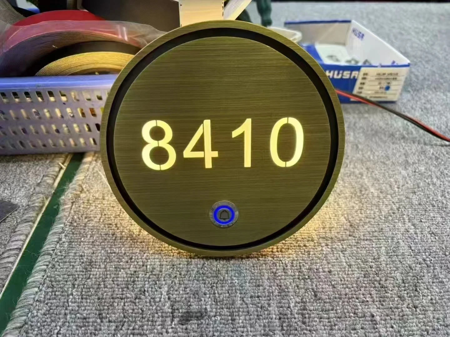 Modern Bronze Aluminum Plaque Door Plate Sign for House Name and Number Water Resistant Eco-Friendly Indoor Outdoor Use