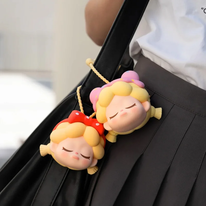 Genuine Blind Box Wendy There's A Party Series Kawaii Headphone Bag Pendant Wendy Fashion Decoration Purse Bag Girl'S Xmas Gift