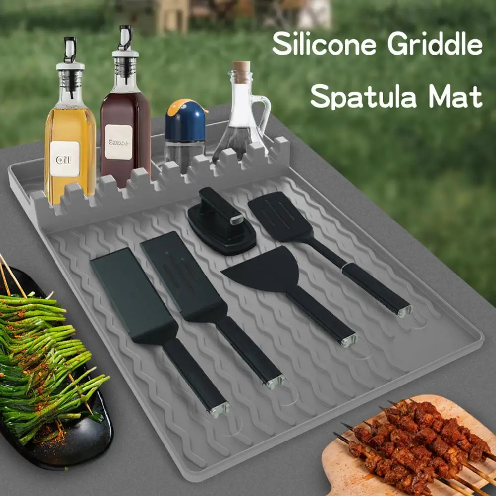 Silicone Grill Tool Mat Oven Tool Mat Heat-resistant Silicone Griddle Mat with 8 Slots for Cooking Utensils Spice for Outdoor