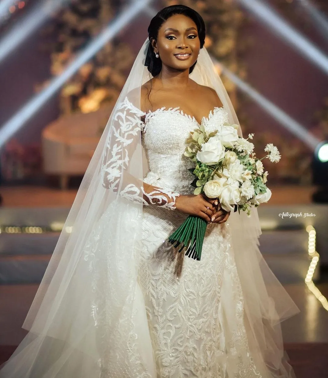 Aso Ebi فستان الزفاف ذيل قابل للانفصال الوهم حورية البحر رقبة شفافة وأكمام طويلة دانتيل تول فساتين العروس الأفريقية فيستدوس دي نويفا