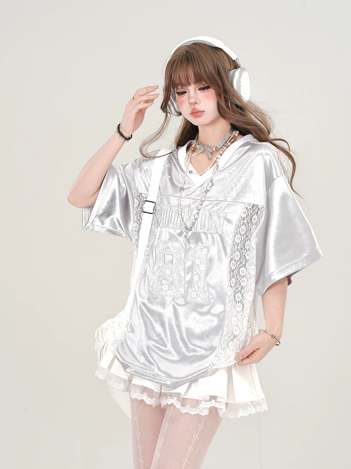 American Retro Women's T-Shirt Patchwork White V-Neck Fashionable Lace Short Sleeved T-Shirt Summer New Loose Sports Couple Top