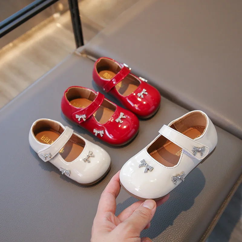 

2026 Autumn New Children Casual Leather Shoes for Girls Fashion Korean Style Soft Bottom Anti-slippery Versatile Princess Shoes