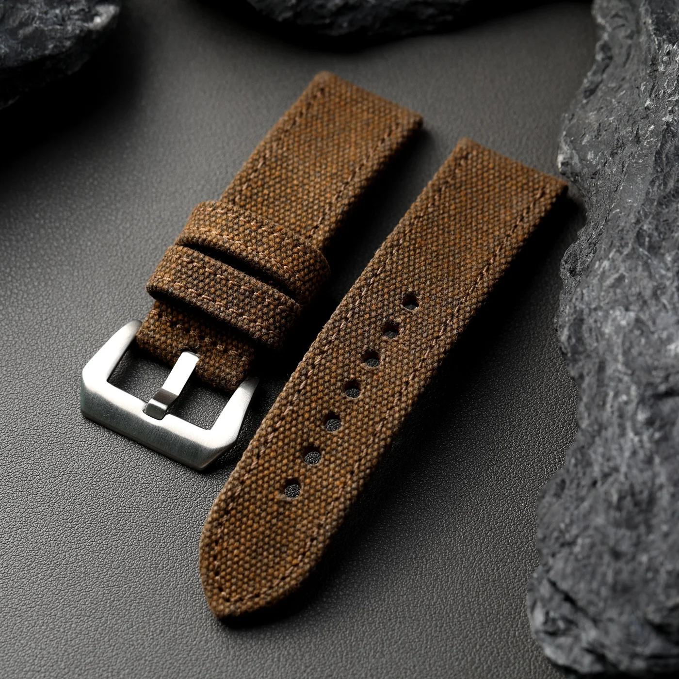 Wasserdichtes, staubdichtes und verschleißfestes Canvas-Doppelschicht-Uhrenarmband, geeignet für 22/24-mm-Taucheruhren, weiche Vintage-Uhr.