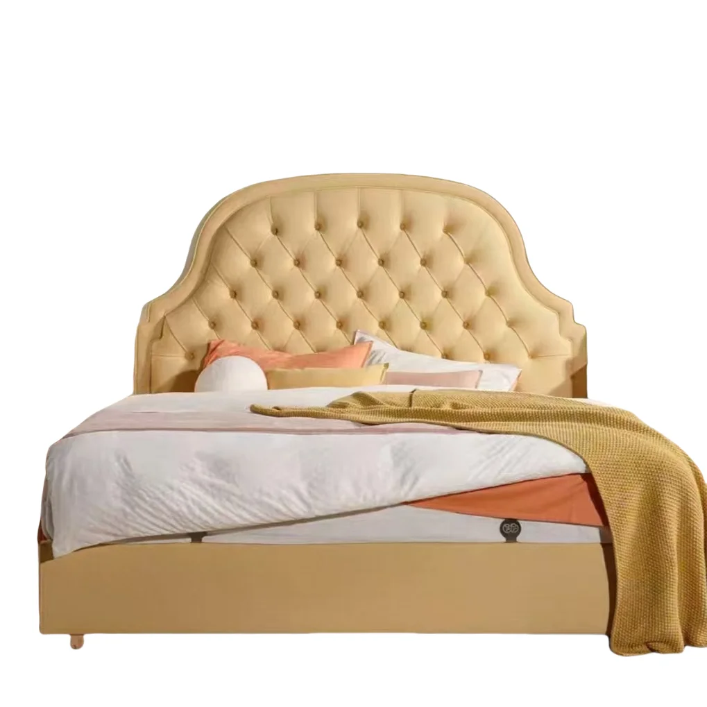 &c French Retro Button-tufted Leather Double Bed with Birch Slat Base, a Modern Minimalist Bedroom Flush-edge Bed